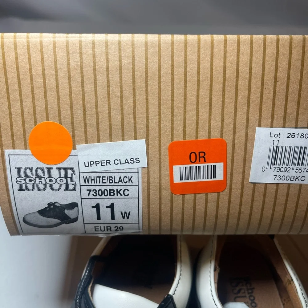 UPPER CLASS YOUTH WHITE/BLACK LEATHER SADDLE OXFORDS Size 11W NEW